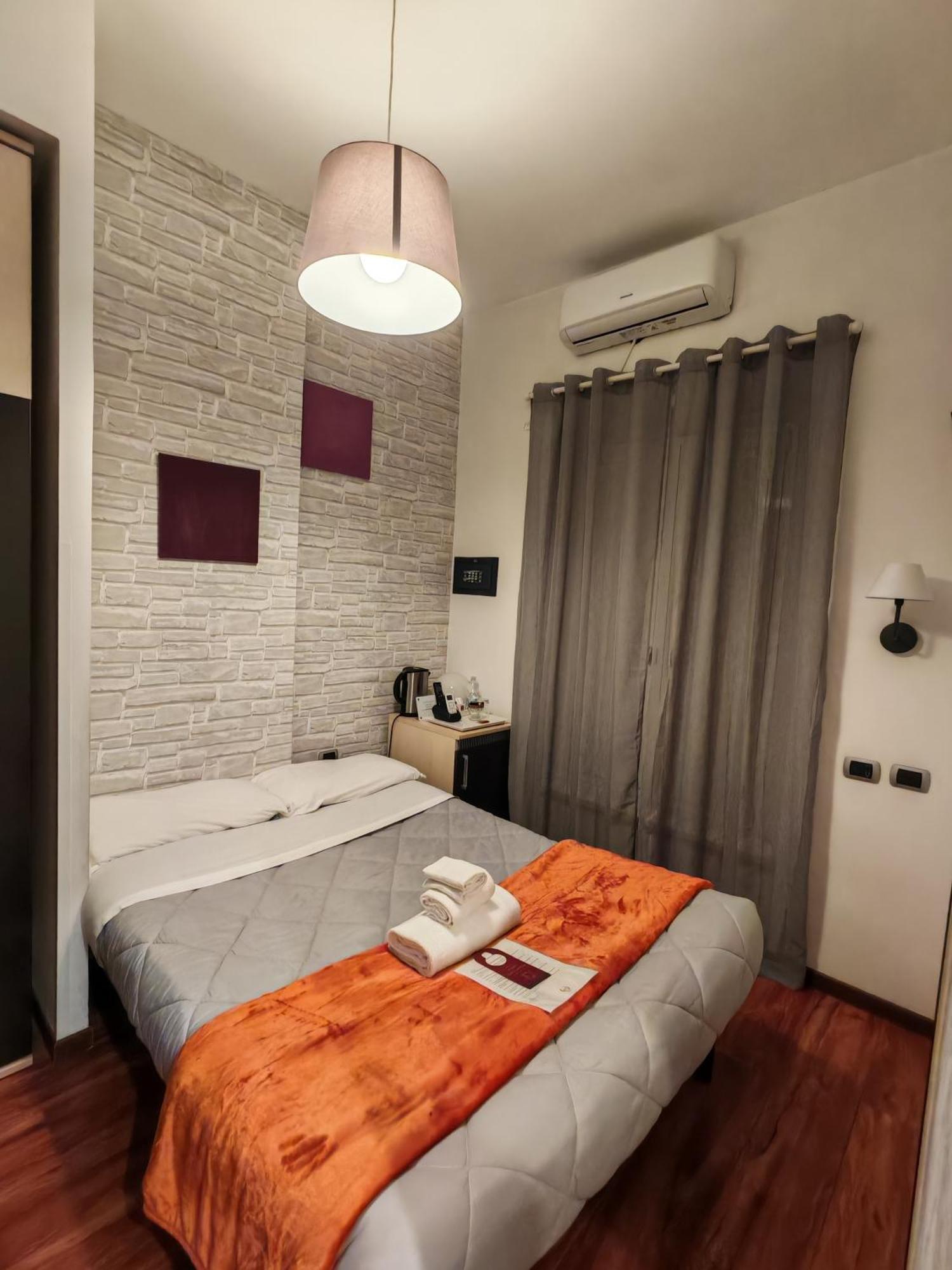 Ad 111 Coladirienzo - By Ad Rome